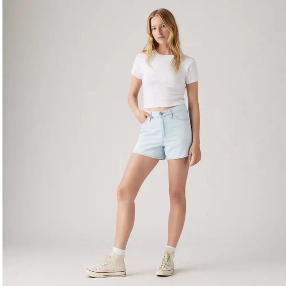 Levis 80s Mom Womens Shorts Light Wash - 25 - Picture 4 of 8